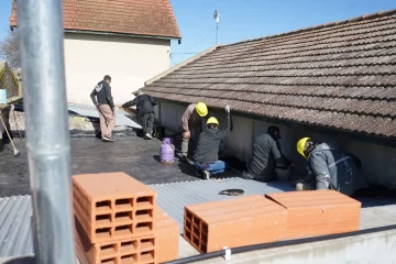 Reparan los techos de la Escuela de Arte