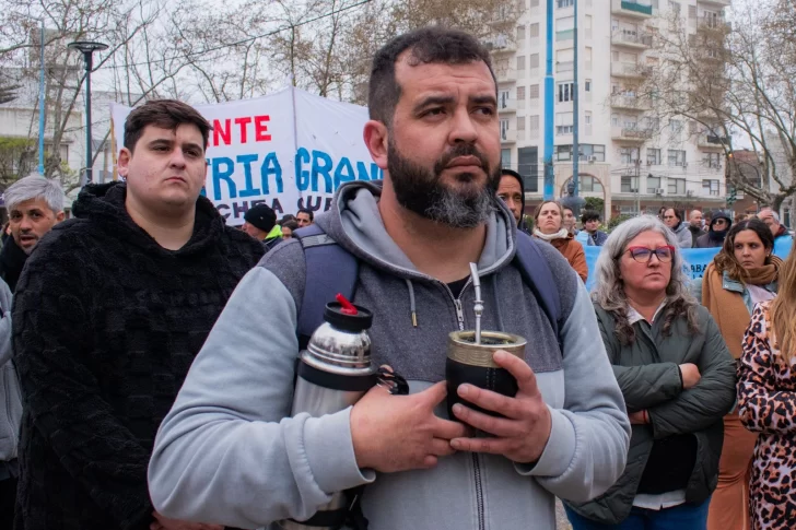 “Me da pena e impotencia que la Libertad Avanza quiera destruir el sistema educativo”