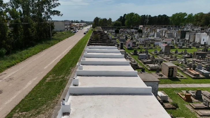 Restauraron un sector de nichos del cementerio local y apuntan a siguientes etapas