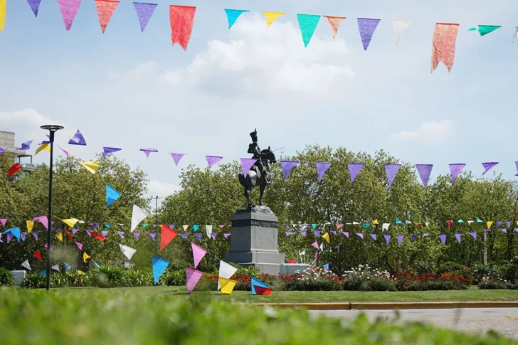 Cómo participar en el concurso de manchas que se hará este viernes en la plaza