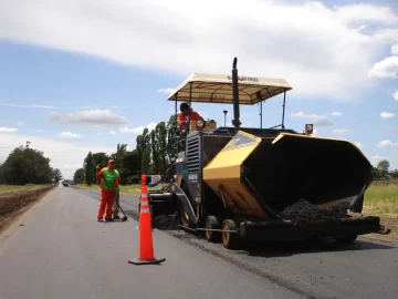 Reparan rutas de accesos al distrito de Necochea