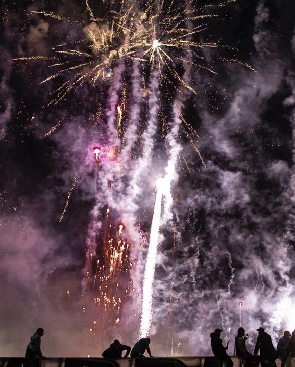 Video: imponente banderazo de los hinchas de Racing en la previa ante Flamengo