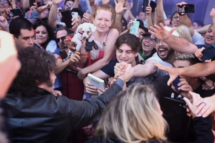 Incidentes en la visita de Milei en Santa Fe: enfrentamientos y golpes