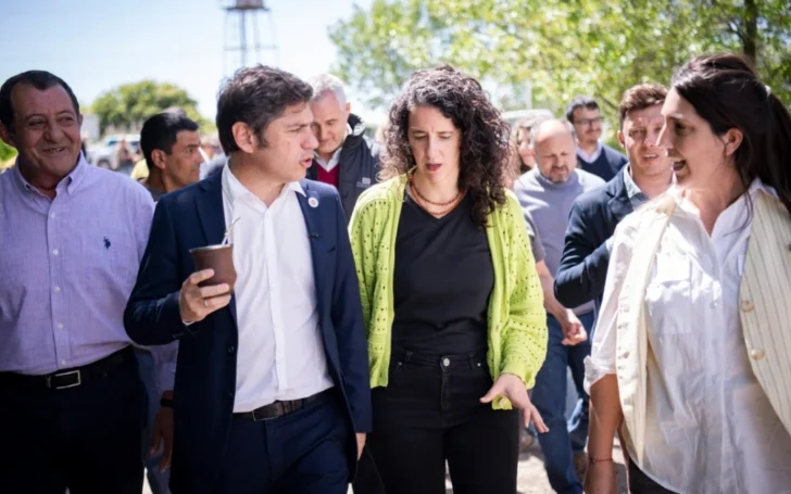 Kicillof recorrió obras y volvió a cuestionar a Milei por la paralización de centros de primera infancia