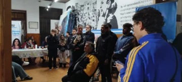 “Los peronistas no somos nunca de bajar los brazos”.