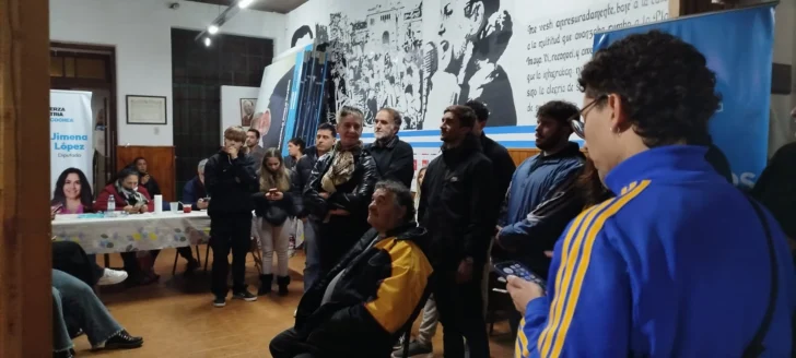 “Los peronistas no somos nunca de bajar los brazos”. “Los peronistas no somos nunca de bajar los brazos”.