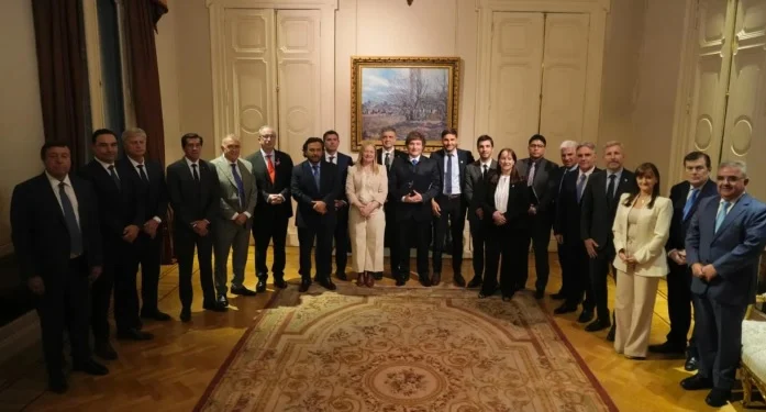 Milei plantea 3 Reformas clave y Presupuesto frente a Gobernadores