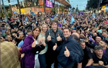 Milei lideró una caravana en Córdoba y pidió no ir hacia “la esclavitud populista del kirchnerismo”