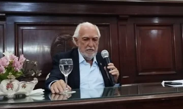 Gil Lavedra contó  como se juzgó a las Juntas Militares en 1985