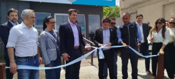 El gobernador Axel Kicillof inauguró las obras en la comisaría de Quequén