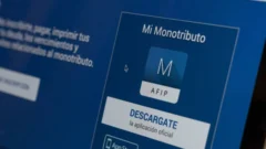 El Gobierno analiza eliminar Monotributo y bajar piso de Ganancias