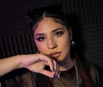 Screenshot_20251122_0151532