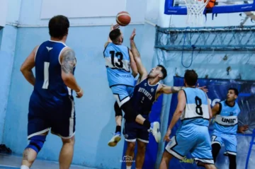 Rivadavia luchó pero se despidió del torneo marplatense