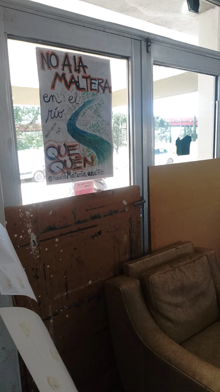 WhatsApp-Image-2025-11-04-at-09.29.26-728x1294