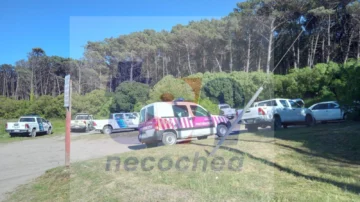 Buscan intensamente a una mujer en el parque y en la playa