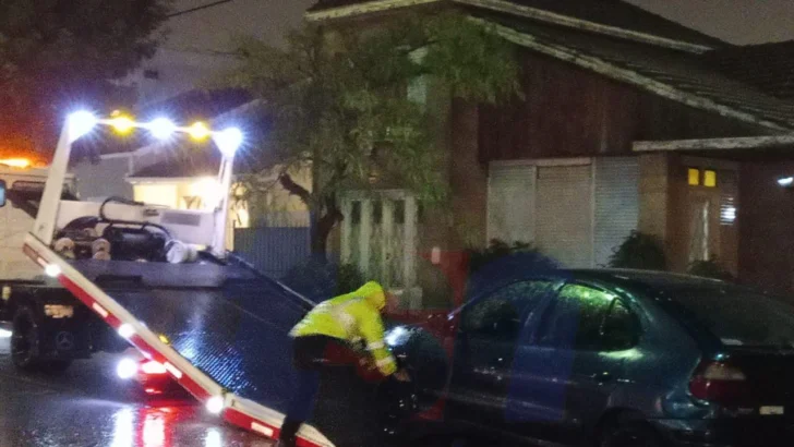 Secuestran un auto: estaba detenido en mitad de la calle y sin ocupantes