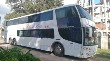 Secuestran micro que no tenía cinturones para todos y poseía una rueda en mal estado