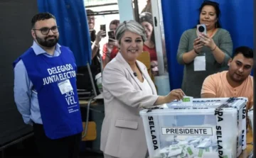 Chile: Jara se impuso sobre Kast por escaso margen y habrá segunda vuelta