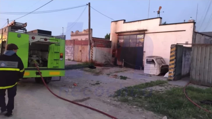 Incendio en un taller de chapa y pintura