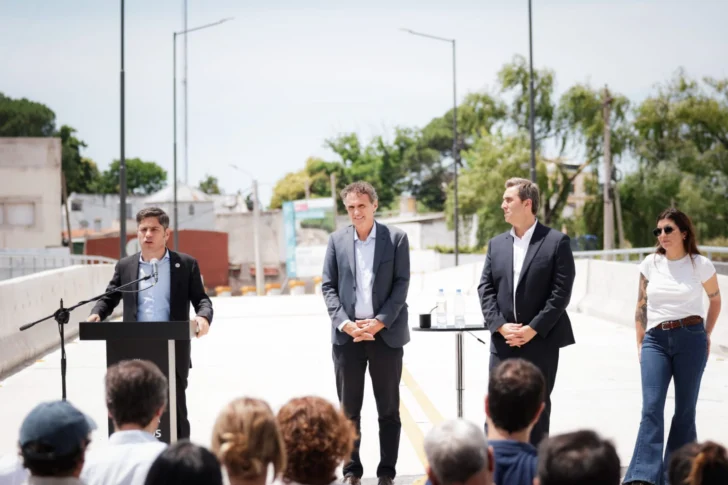 Kicillof inauguró el nuevo Puente Gogna sobre el Río Luján