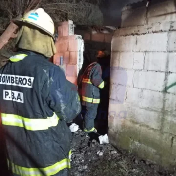 Incendio de galpón en Necochea durante la madrugada