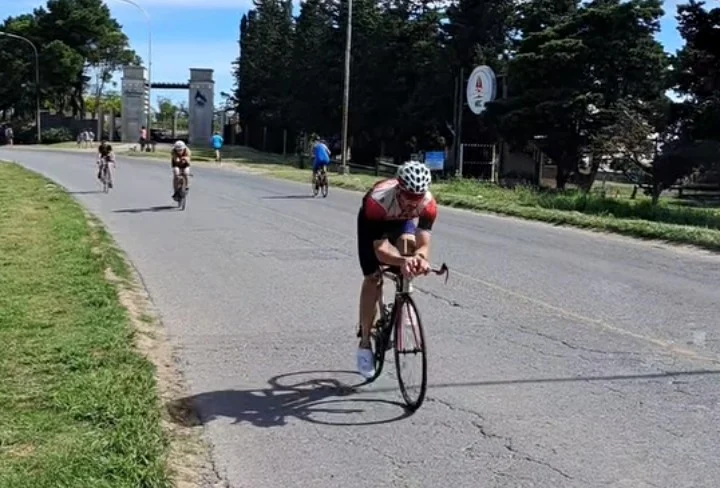 Screenshot_20251208_1222082