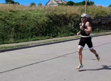 El local Maxi Agostini y la marplatense Federica Carletto, ganadores del Triatlon de Necochea