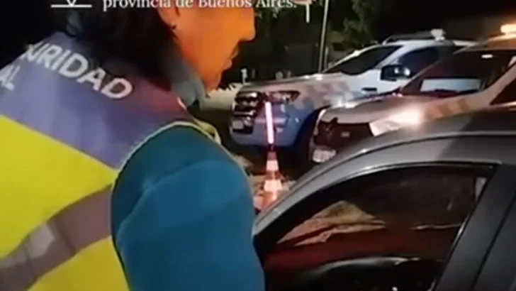 2,21 y 0,46 g/l: manejaban borrachos y les retuvieron la licencia