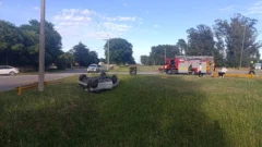 Salían del baile de egresados y volcaron: dos heridos