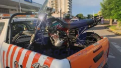 Conductor se dio a la fuga, cayó con la moto y se negó al test de alcoholemia.