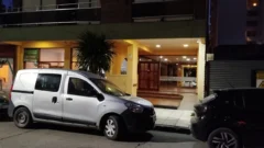 Entró por la ventana mientras dormían, robó y salió “como un vecino más”