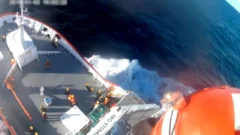 Impactante rescate en el mar: intenso operativo por aire para salvar a un tripulante