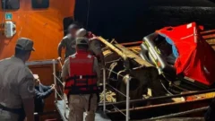 Se hundió un pesquero y buscan intensamente a uno de sus ocupantes