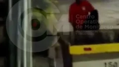 Acorralado por las cámaras: robó en el centro, intentó cambiarse de ropa y terminó detenido