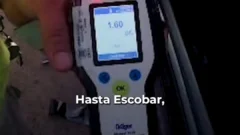 Video: les quitaron la licencia tras manejar alcoholizados por la ruta