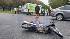 Fuerte choque en la esquina de 59 y 60: dos heridos trasladados al hospital