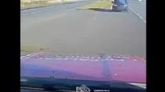 Ruta 74: manejaba a contramano, sin luces y sin cinturón de seguridad