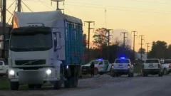 Accidente fatal entre un camión y una moto: murió un joven de 22 años