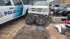 Golpe al robo automotor en Quequén: recuperan vehículos robados, armas y autopartes