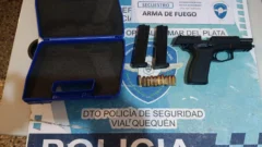 Ruta 88: lo pararon en un control vial y le encontraron una pistola 9 mm