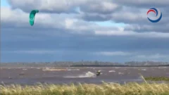 Tragedia: un reconocido instructor de kitesurf murió ahogado y su novia grabó el accidente