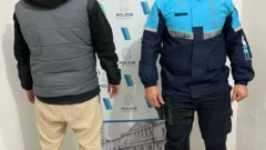 Circulaba en un vehículo con pedido de secuestro y tarjeta verde adulterada