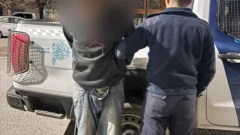 Persecución policial, un arma secuestrada y una moto robada recuperada: dos aprehendidos