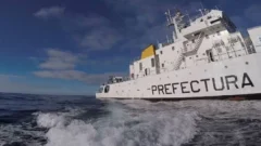 Pesca ilegal: el Gobierno sancionó a un buque español con una multa millonaria